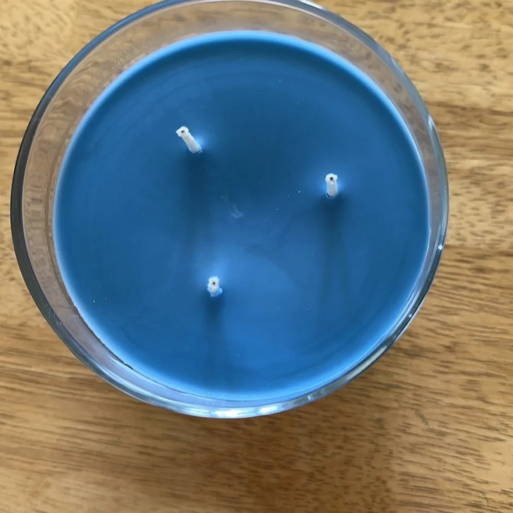 Bath & Bodyworks 3 wick Candle To All A Good Night New NWT - Picture 2 of 4